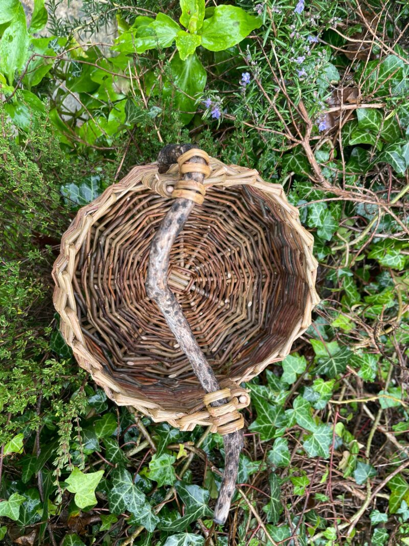 Asymmetrical basket with gorse wooden handle - Image 3